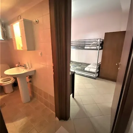 Harmony Family House نيكيتي